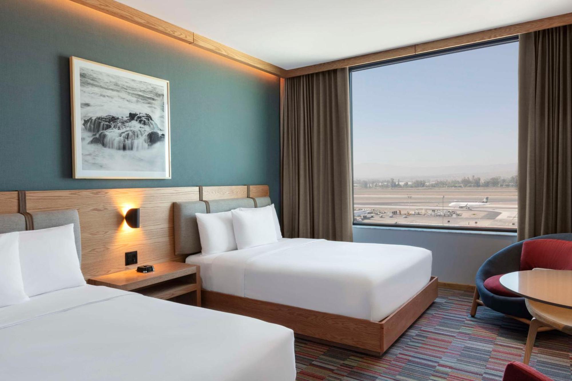 Hilton Garden Inn Guadalajara Airport El Zapote  Exteriör bild