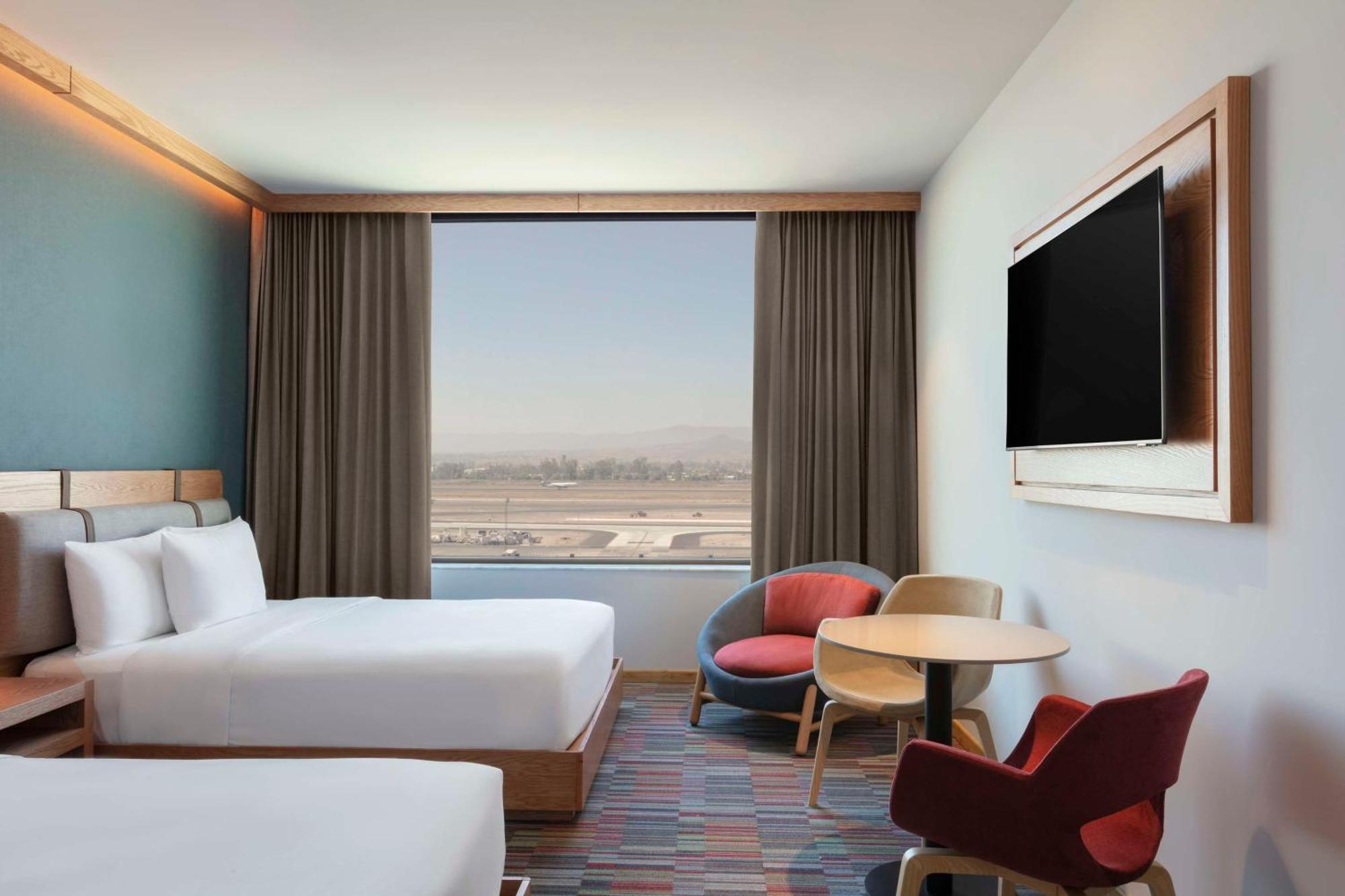 Hilton Garden Inn Guadalajara Airport El Zapote  Exteriör bild